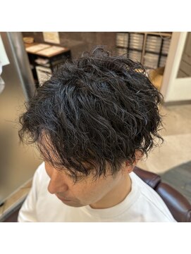 銀座マツナガ 浅草店 ツイストスパイラルパーマ刈り上げツーブロックセンターパート