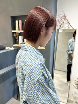 バートランド 白楽(Bertland) 島田/チェリーレッド 春カラー 髪質改善 艶髪 ワンレンボブ 白楽