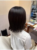 ぱつっとロブヘアー
