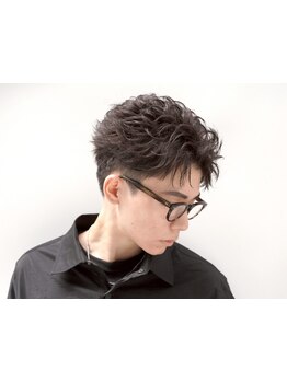 《扱いやすいショートヘアに》一人ひとりに合わせた毛量・質感調整で、誰でも簡単スタイリング[天神大名]