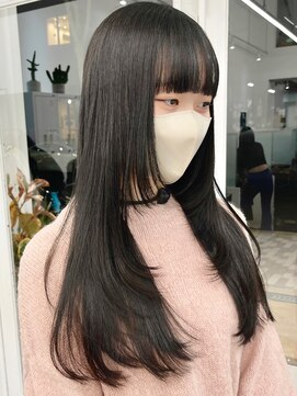 ニトバイアンキシム(nit by ahnkism) 【レイヤーカット】韓国ヘア顔まわりカットロングレイヤー堀江