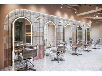 Loom. by Sea #新宿 #韓国ヘア #レイヤーカット #髪質改善【ルーム バイ シー】