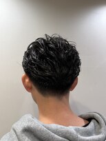 銀座マツナガ 神田店&nbsp;20代30代垢抜け王道ツーブロックフェザーパーマ