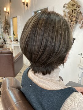 クッキー ヘアーアンドメイク(COOKIE Hair&Make) 【COOKIE】グリーン×ニュアンスハイライト