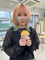 イェッカ パビル(YECCA pabil)&nbsp;ポイントカラーとウルフカット