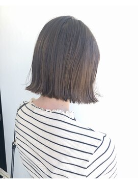 ヘアメイク オブジェ(hair make objet) 切りっぱなしミニボブ