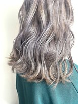 ヘアサロンエム 大宮東口(HAIR SALON M)&nbsp;デザインカラー/厚めバング/ローライト/スリークボブ