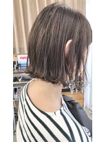 コス(kos)&nbsp;大人可愛い/ココアベージュ/グレージュカラー/ボブウルフ/黒髪