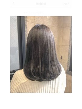 ラべリー 池袋(LOVELEY) シルバーベージュ　ヘアカラー　【池袋】