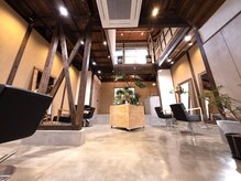 ◆【吹き抜けの開放感】と【木の温もり】◆