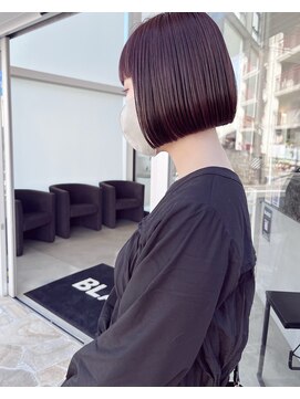 ブランコトレス 鏡島(BLANCO tres) ストレートボブスタイル