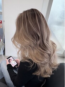 ラヴェ(LAWE.) バレイヤージュ