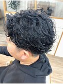 ★動きのあるフェザーパーマ