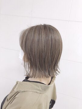 ルシェル(LeCiel) グレージュ×切りっぱなしボブ