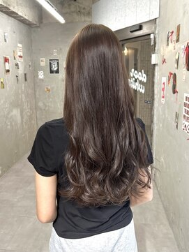 ドアホワイト(door white) 【doorwhite 新松戸 Kanna】こっくりブラウン