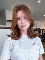 ムク(Muku)&nbsp;ミディアムヘア×外ハネ