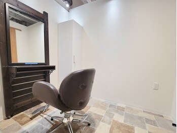 バランスヘアクリニック 南仙台駅前店(Balance hair clinic)の写真/【全席完全個室】ゆったりと落ち着けるプライベート空間♪髪の理想やお悩みなどじっくりお話頂けます◎