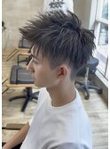 刈り上げ王道アップバングショート