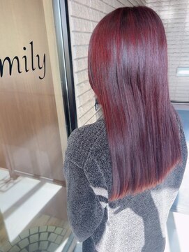 アミリー 成田東町店(Amily) 艶感チェリーレッドナチュラルストレート透明感柔らか質感