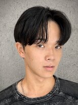 ゴーエン(GO-EN)&nbsp;夏に合う、センター分けハンサムメンズカット
