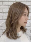 モノトーングレージュ