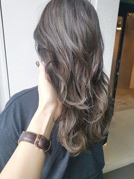 エクー(ECOO) 『　　グレージュ　バレイヤージュ　　』　guest snap ECOO