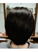 ショートボブ
