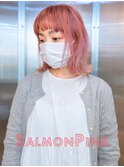 サーモンピンク　切りっぱなしボブ