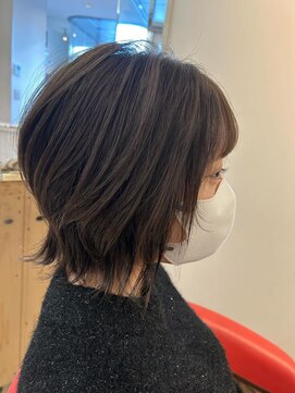ヘアーリゾートラシックアールプラス(hair resort lachiq R+) 《R+》ウルフボブ/オリーブアッシュ/小顔見え/レイヤーカット