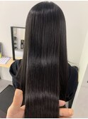 髪質改善カラーブルーブラック_艶髪レイヤーカットロング_50