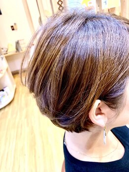 ヘアサロン フークベル(Hair Salon FooQ Bell)の写真/真っ黒・暗髪になるのが嫌な方に◇[Hair Salon FooQ Bell]なら明るさを楽しめる白髪染めをご提供＊