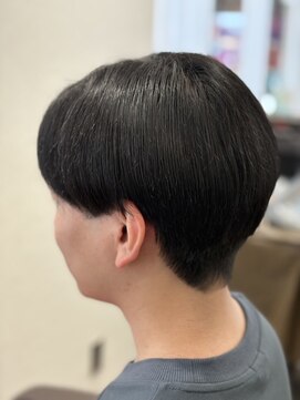 ウイ バイ ファースト 北四番丁店(u'i by first) メンズマッシュカット