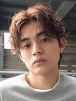 フィフス 原宿(fifth)&nbsp;原宿シャドウパーマルーズパーマ波巻きパーマ韓国センターパート