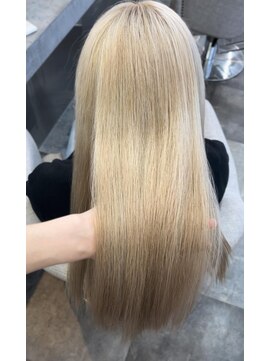 ラビス 浦和(Lovis) 小顔へア/髪質改善/ブリーチなしカラー/ヘアアレンジ