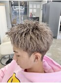 スパイキーショートスパイキーパーマハイトーン熊本メンズカット