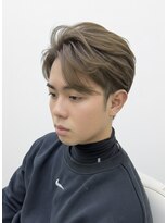 アヴニール アックス(Avenir axe)&nbsp;毛流れショート×ベージュカラー×眉カット