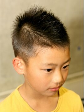 小学生 男子 髪型 スポーツ 刈り Htfyl