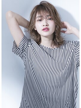 シャンプー 本店(SHAMPOO) 春にぴったりの抜け感ミディ