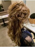 ハーフアップ