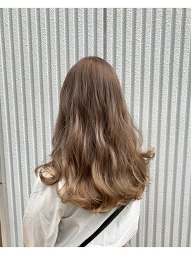 イル(iLu.) シアーミルクベージュ