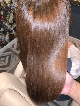 東京美髪研究所 恵比寿本店 トリプルプラチナミネコラトリートメント