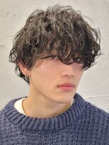 フィフス 原宿(fifth)&nbsp;韓国マッシュウルフツイストスパイラルパーマ波巻きスパイラル