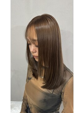 トイロ(toiro) ☆ツヤサラカーキベージュ