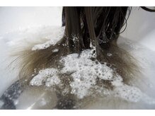 ナンバーナイン(NUMBER NINE)の雰囲気（最新のmarbb頭皮洗浄システム完備！カラー、パーマ施術の方無料）