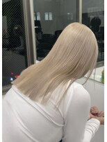 サイ(sai)&nbsp;前髪/アンブレラカラー/こなれミディ/イメチェン/ウェーブパーマ