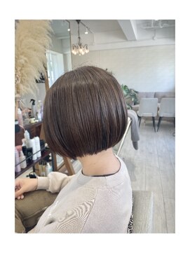 ミミフルール(mimi fleur) コンパクトボブ