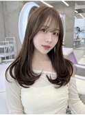 透明感カラー レイヤーカット ミルクティーカラー