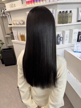 ペレ 栄 アネックス(PELE栄ANNEX) 韓国 くびれロング レイヤー ワンホンヘア 小顔前髪