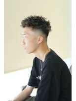 にもう ツイストパーマスキンフェード