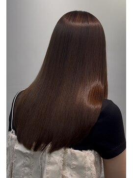 イヴォーク トーキョー(EVOKE TOKYO) 髪質改善艶髪ミディアムレイヤー